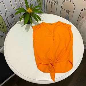 Soft Joie sleeveless front tie top